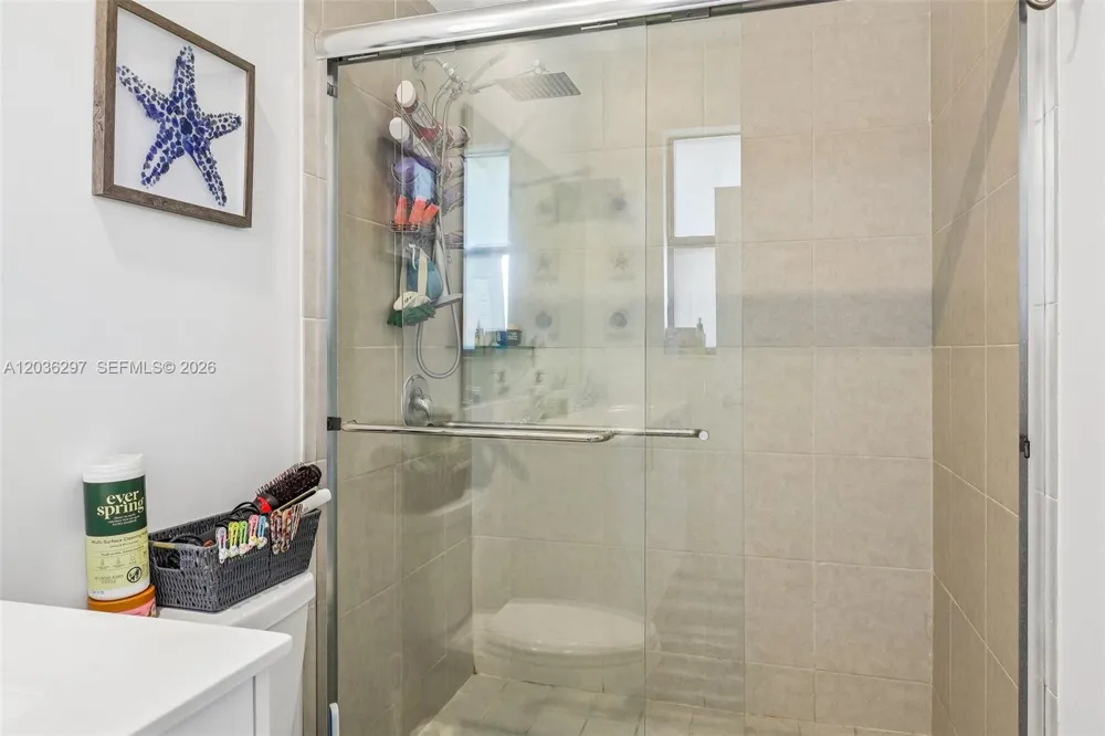 592 NW 203rd Ter Miami Gardens, FL 33169