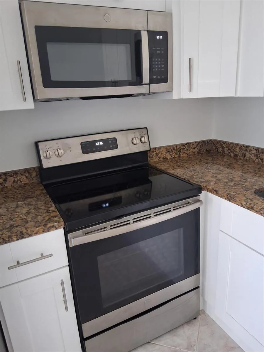 2100 Springdale Boulevard #303 Palm Springs, FL 33461