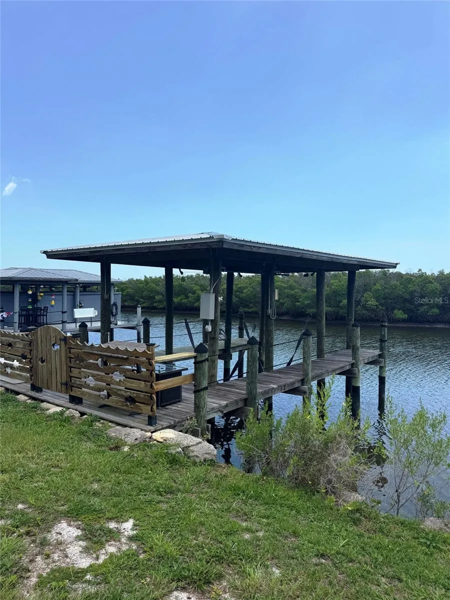 622 RIVERSIDE DRIVE New Smyrna Beach, FL 32168