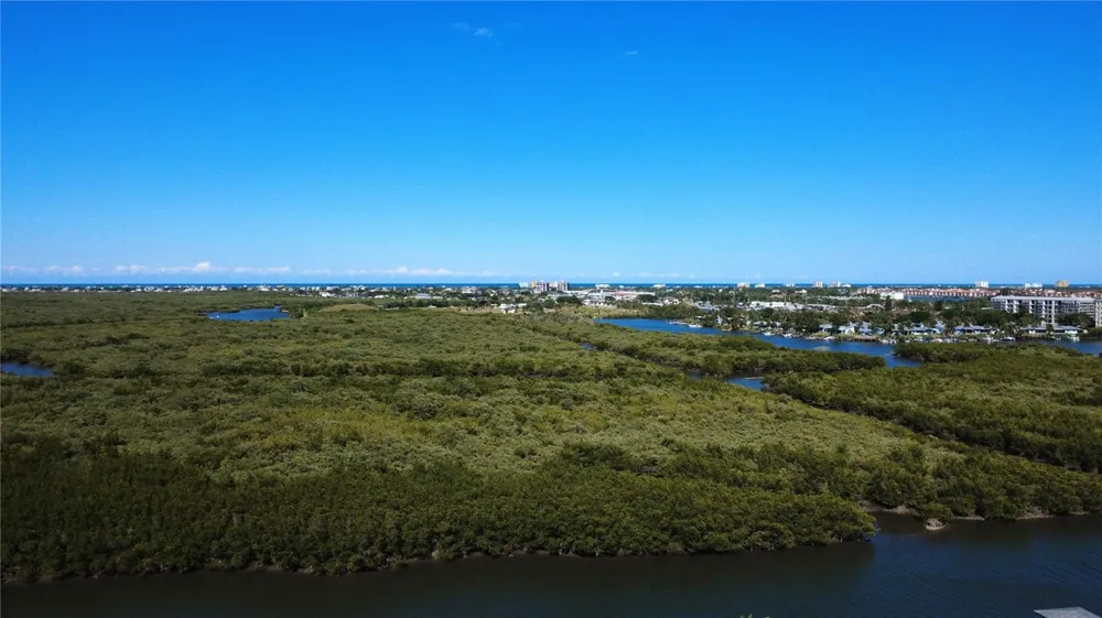 622 RIVERSIDE DRIVE New Smyrna Beach, FL 32168