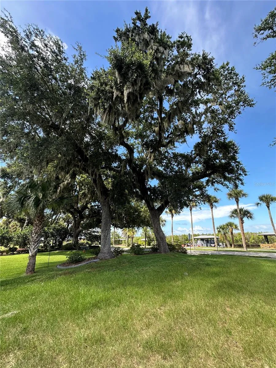 622 RIVERSIDE DRIVE New Smyrna Beach, FL 32168