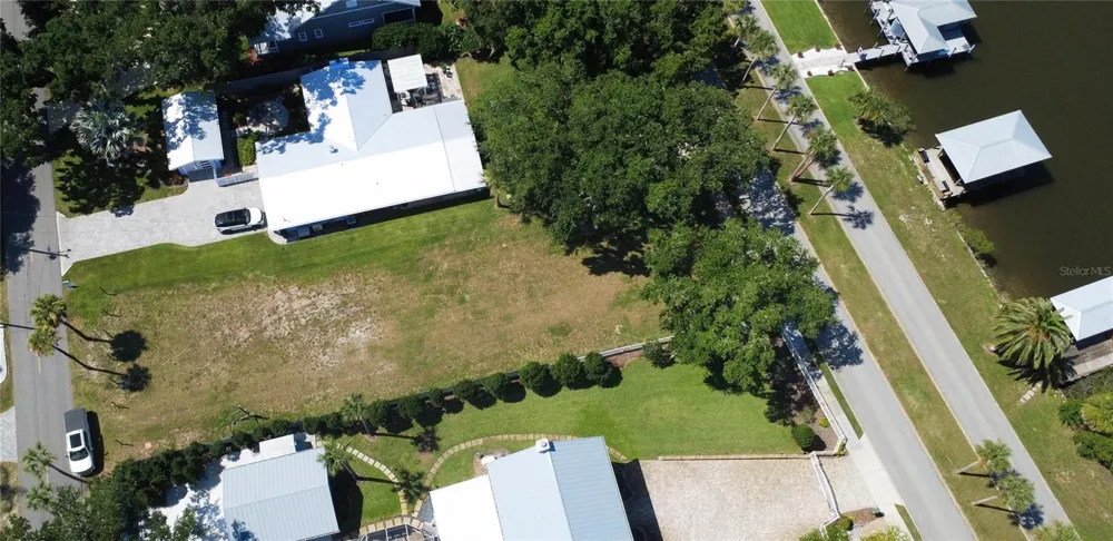 622 RIVERSIDE DRIVE New Smyrna Beach, FL 32168