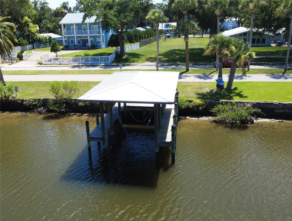 622 RIVERSIDE DRIVE New Smyrna Beach, FL 32168