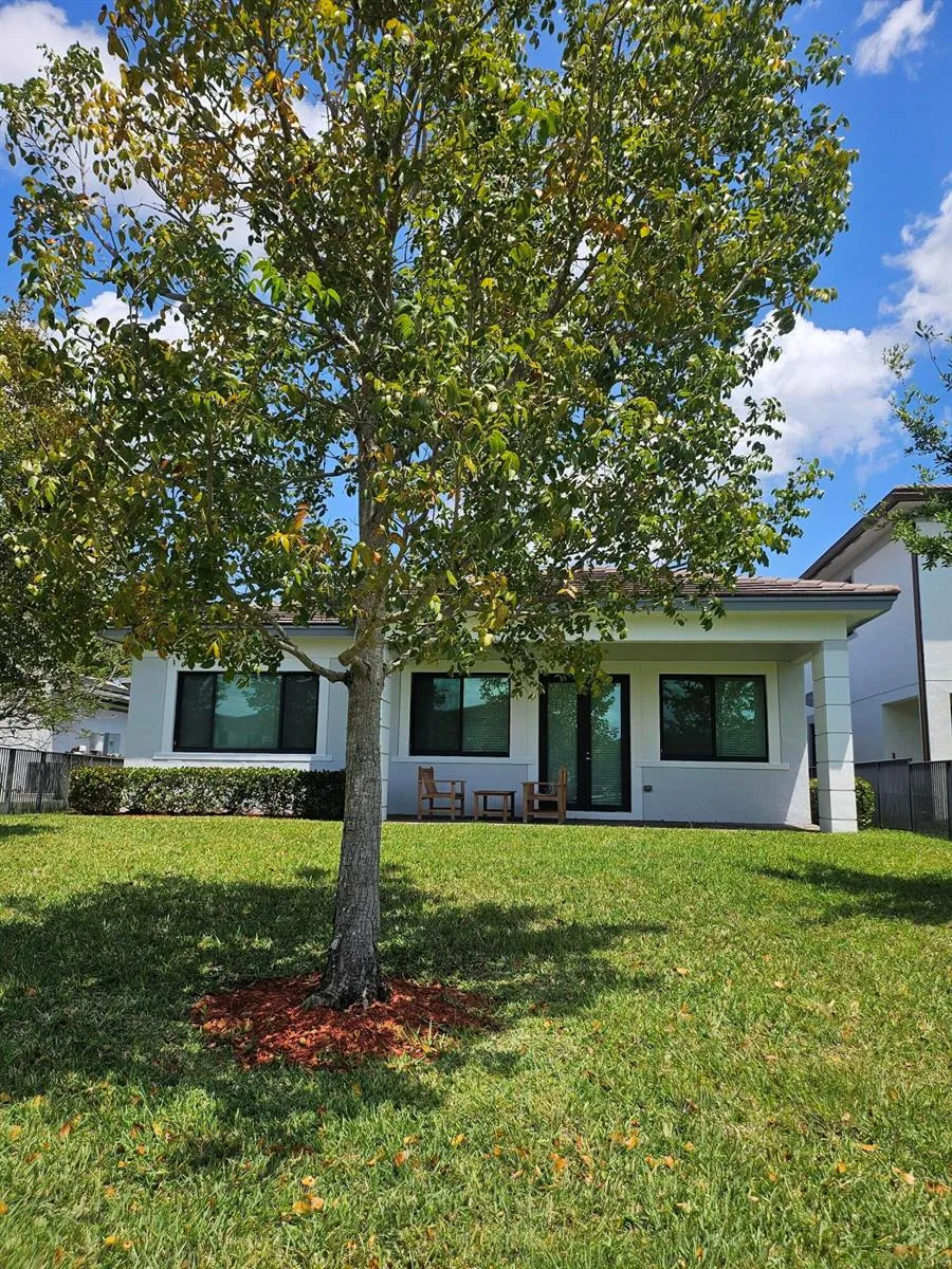 10930 Windward Street Parkland, FL 33076