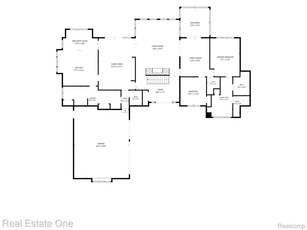 5161 Ledgewood Drive Commerce Charter Township, MI 48382