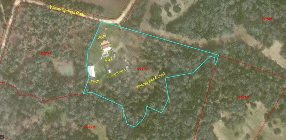 2042 Willow Springs Road Fayetteville, TX 78940