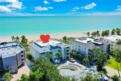W Gulf Drive #202