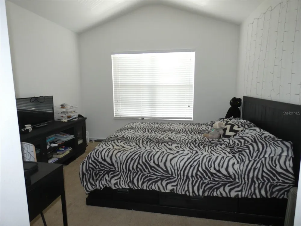 6105 TWAIN STREET #102 Orlando, FL 32835
