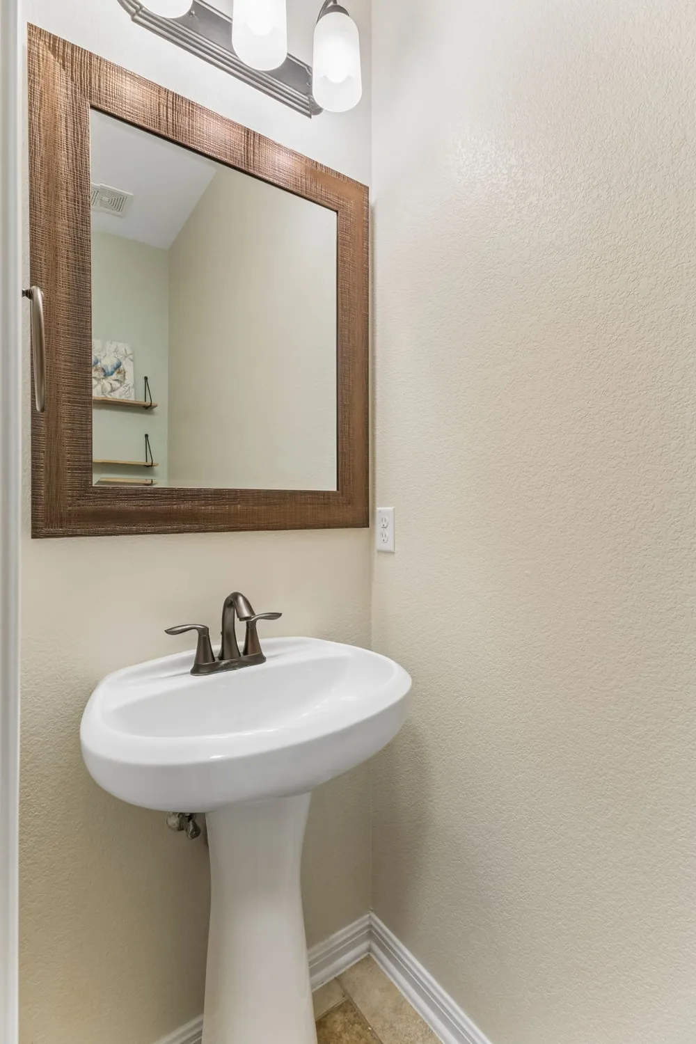 250 Mystic Hollow Buda, TX 78610