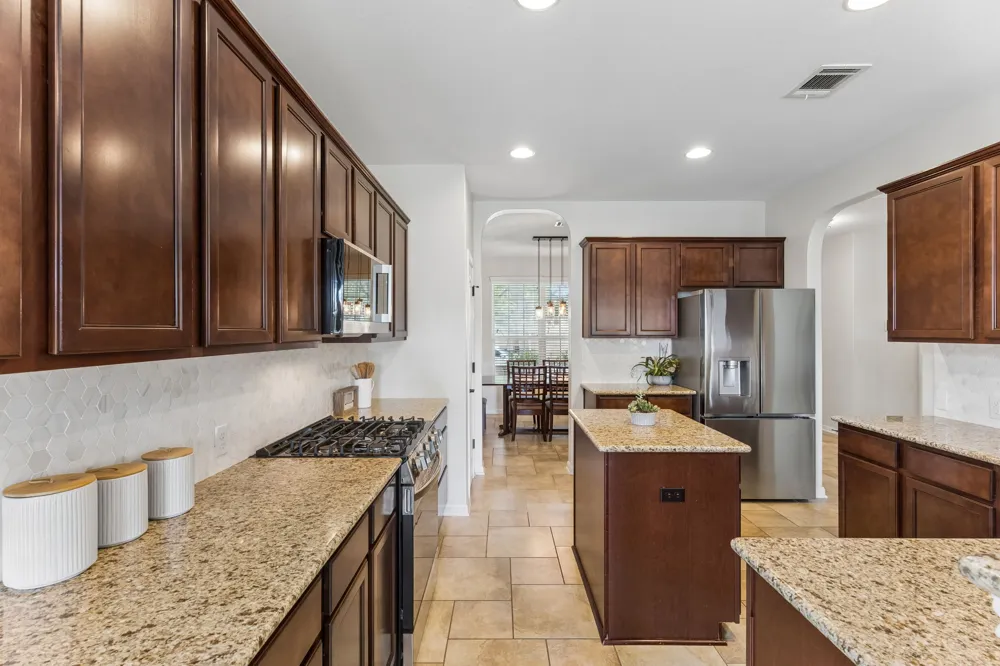 250 Mystic Hollow Buda, TX 78610