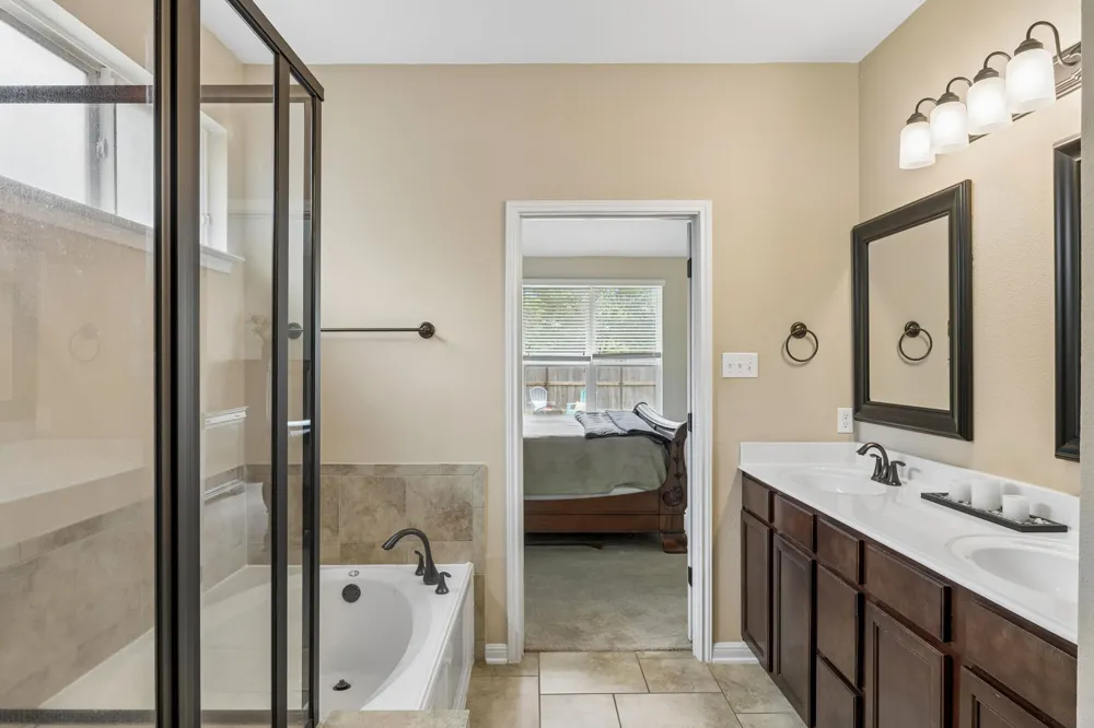 250 Mystic Hollow Buda, TX 78610