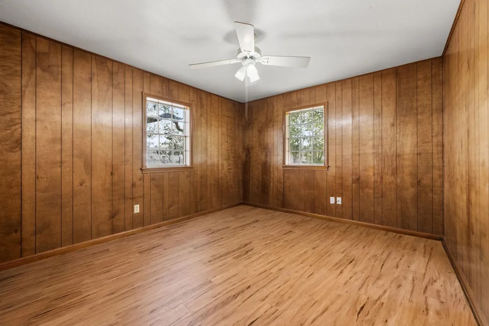 103 King Drive Columbus, TX 78934