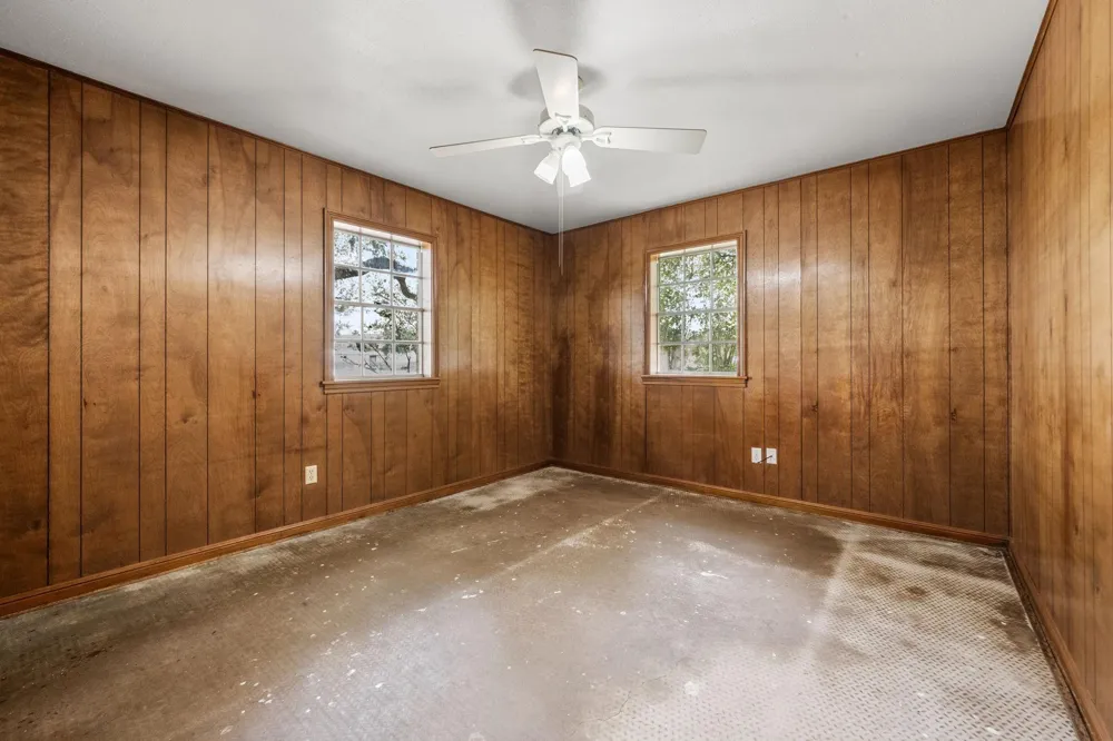 103 King Drive Columbus, TX 78934