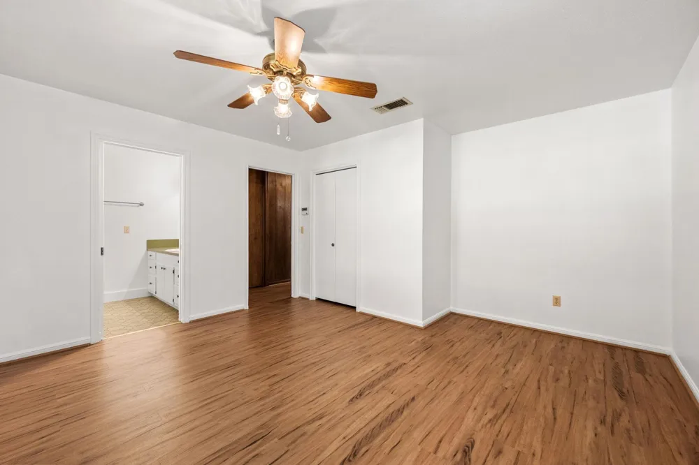 103 King Drive Columbus, TX 78934