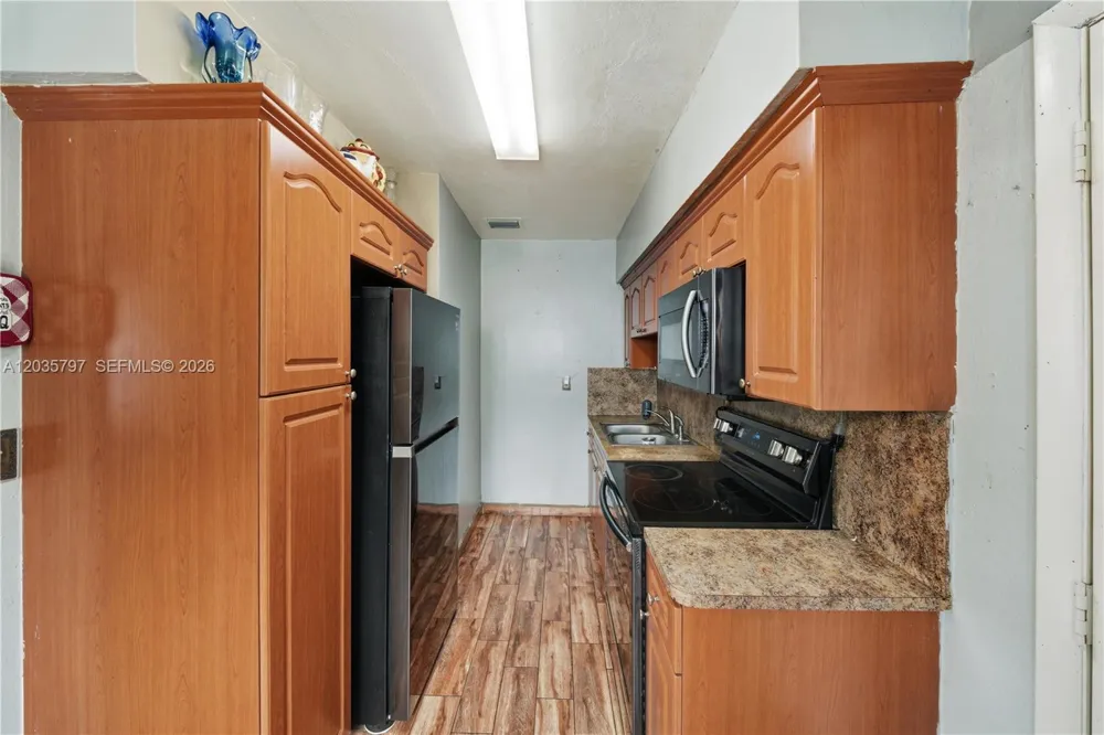 16420 NW 18th Pl Miami Gardens, FL 33054