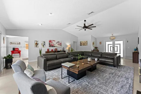 8211 NW 52nd Court
