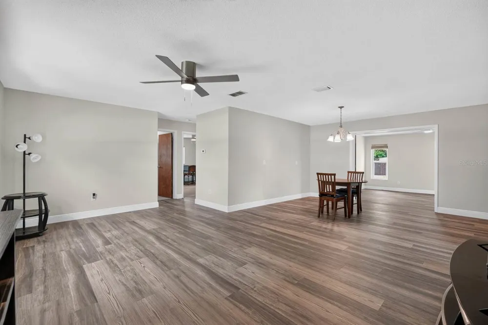 2205 JUNIPER DRIVE Edgewater, FL 32141