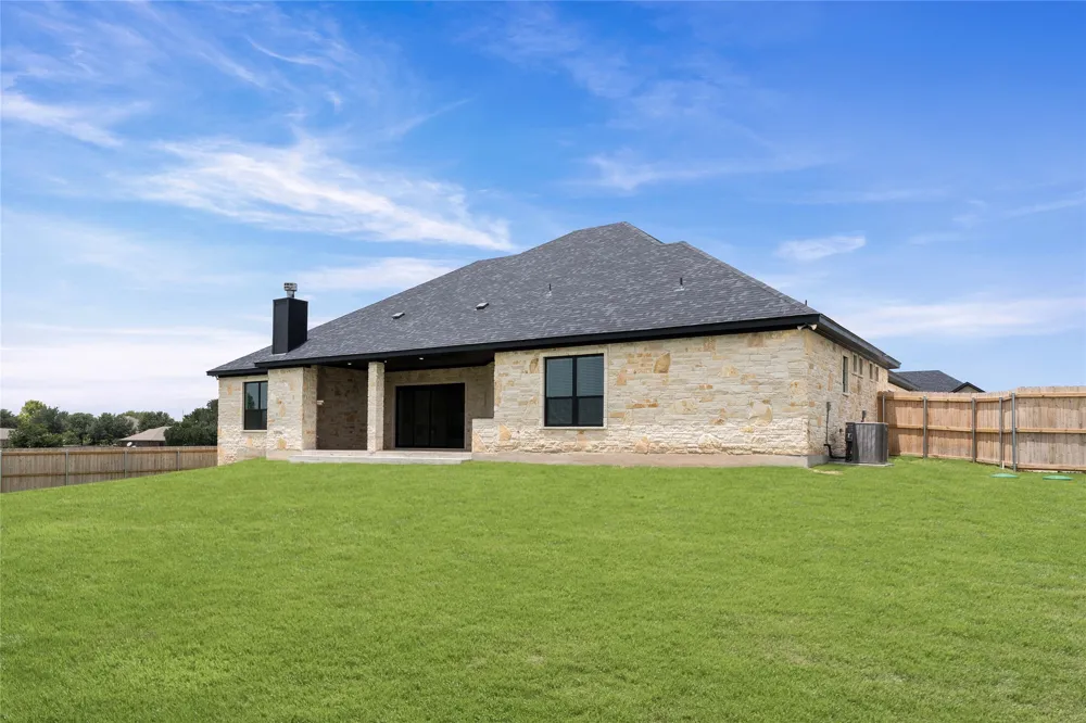 302 Rodeo Road Salado, TX 76571