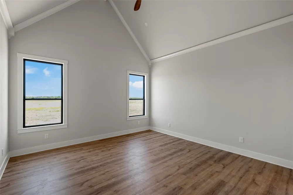 495 High Meadow Elm Mott, TX 76640