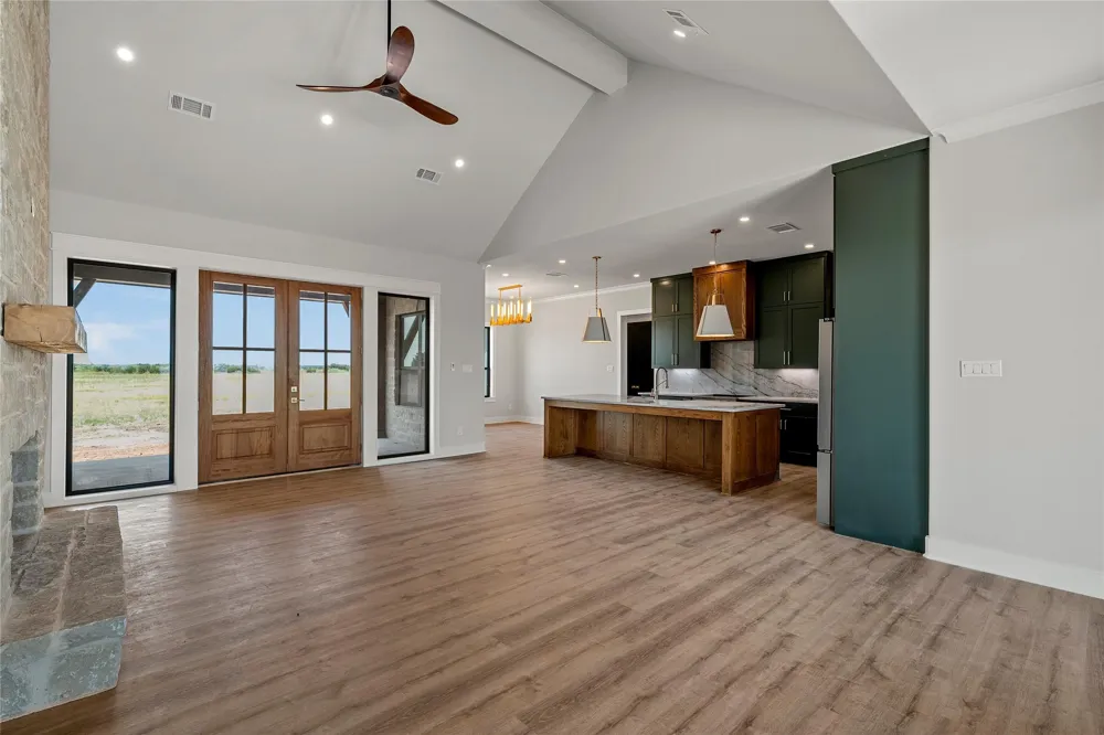 495 High Meadow Elm Mott, TX 76640