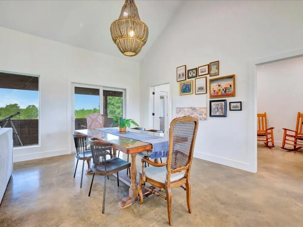 664 County Road 3355 Crockett, TX 75835