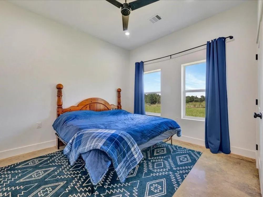 664 County Road 3355 Crockett, TX 75835