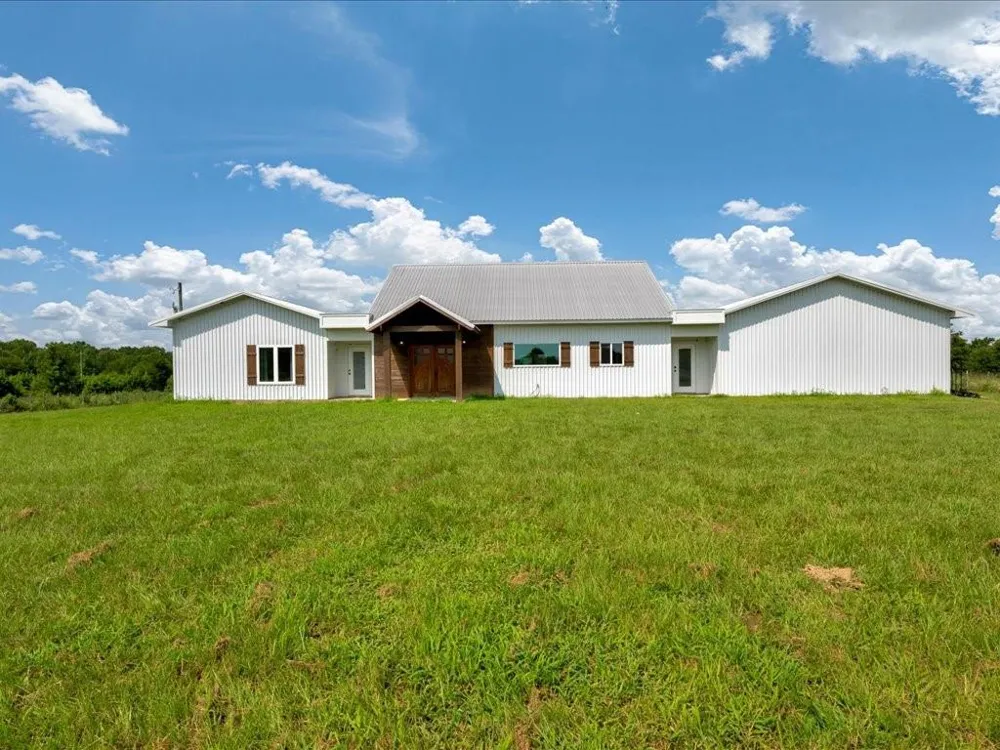 664 County Road 3355 Crockett, TX 75835