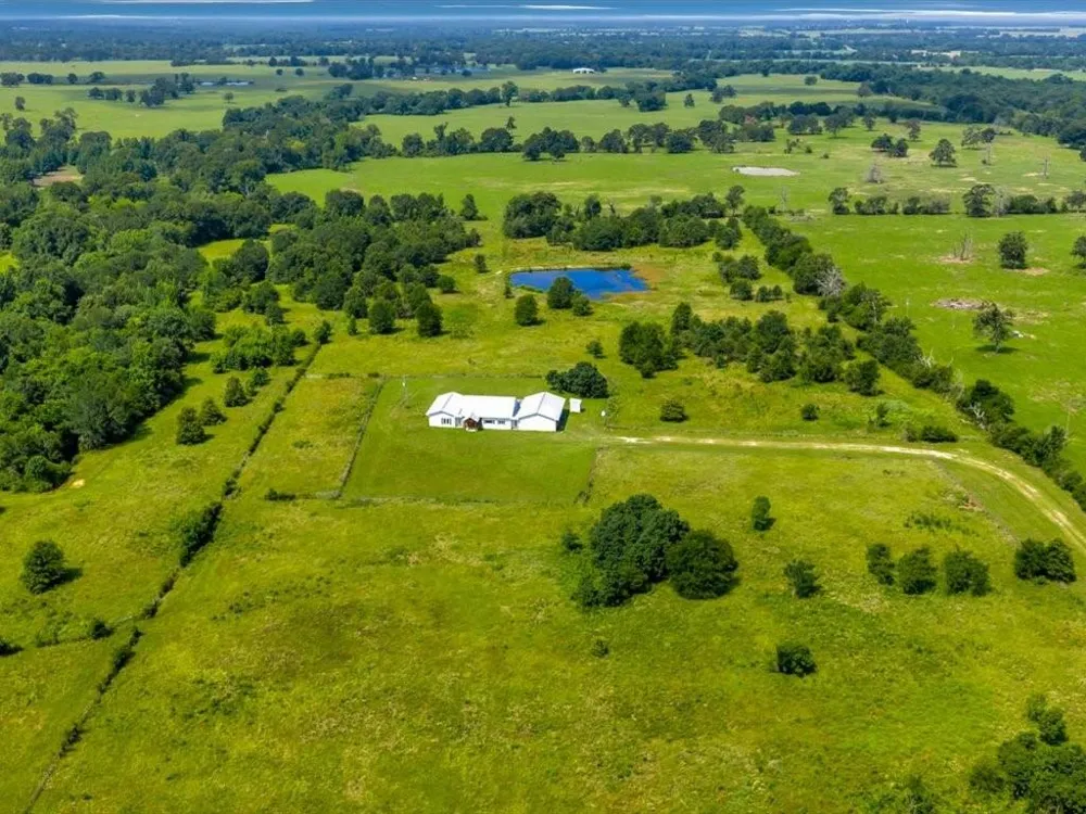 664 County Road 3355 Crockett, TX 75835