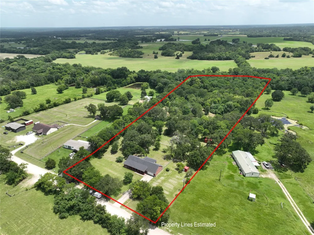 8514 County Road 313 Plantersville, TX 77363