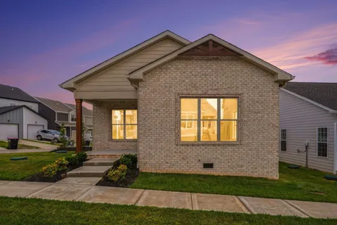 241 Franklin St
