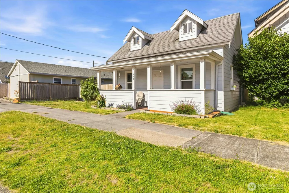 336 SW 3rd Avenue Castle Rock, WA 98611