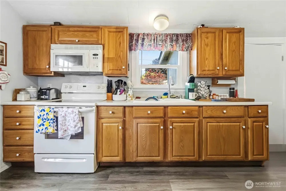336 SW 3rd Avenue Castle Rock, WA 98611