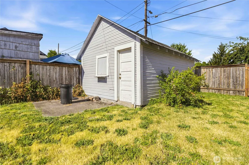 336 SW 3rd Avenue Castle Rock, WA 98611