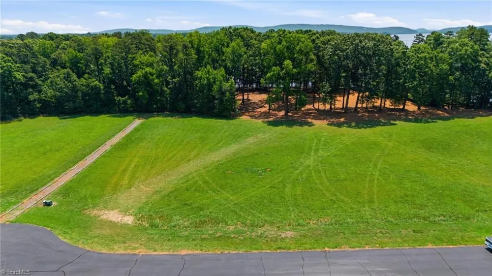 268 Kendricks Cove Lexington, NC 27292