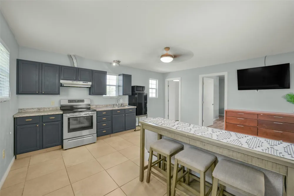 11301 S Fm 441 Road Louise, TX 77455