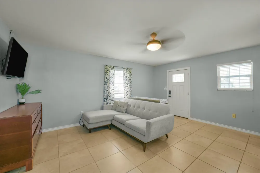 11301 S Fm 441 Road Louise, TX 77455