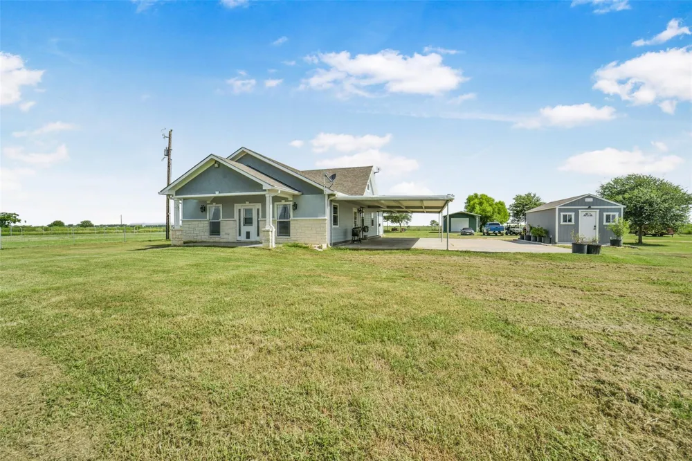 11301 S Fm 441 Road Louise, TX 77455