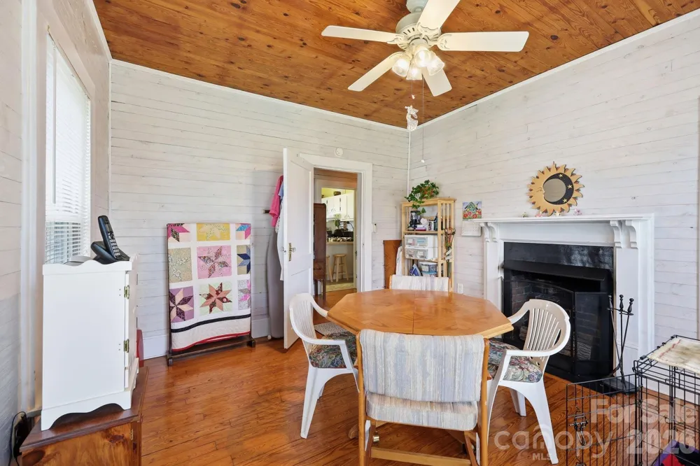 144 E Park Road Ellenboro, NC 28040