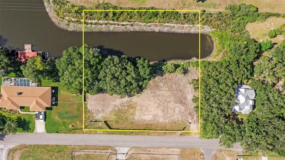 5030 DUQUE ROAD Lutz, FL 33549