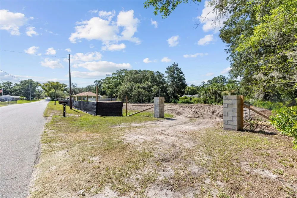 5030 DUQUE ROAD Lutz, FL 33549