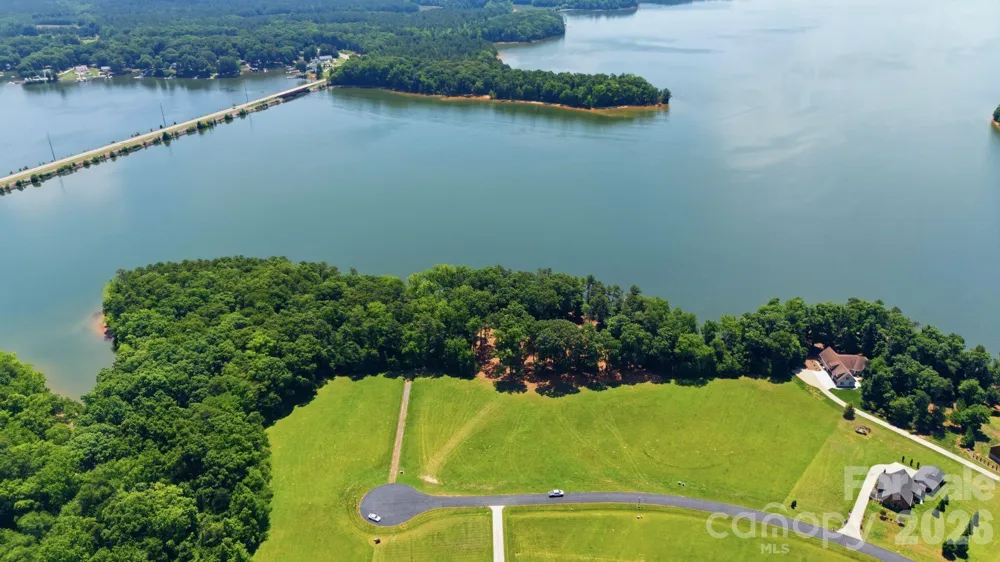 268 Kendricks Cove Lexington, NC 27292
