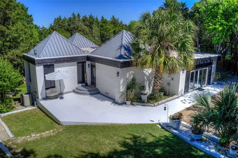 504 Summit Circle