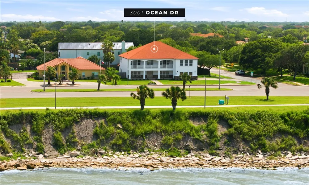3001 Ocean Drive Corpus Christi, TX 78404