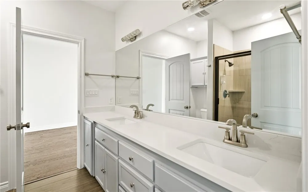 3001 Ocean Drive Corpus Christi, TX 78404