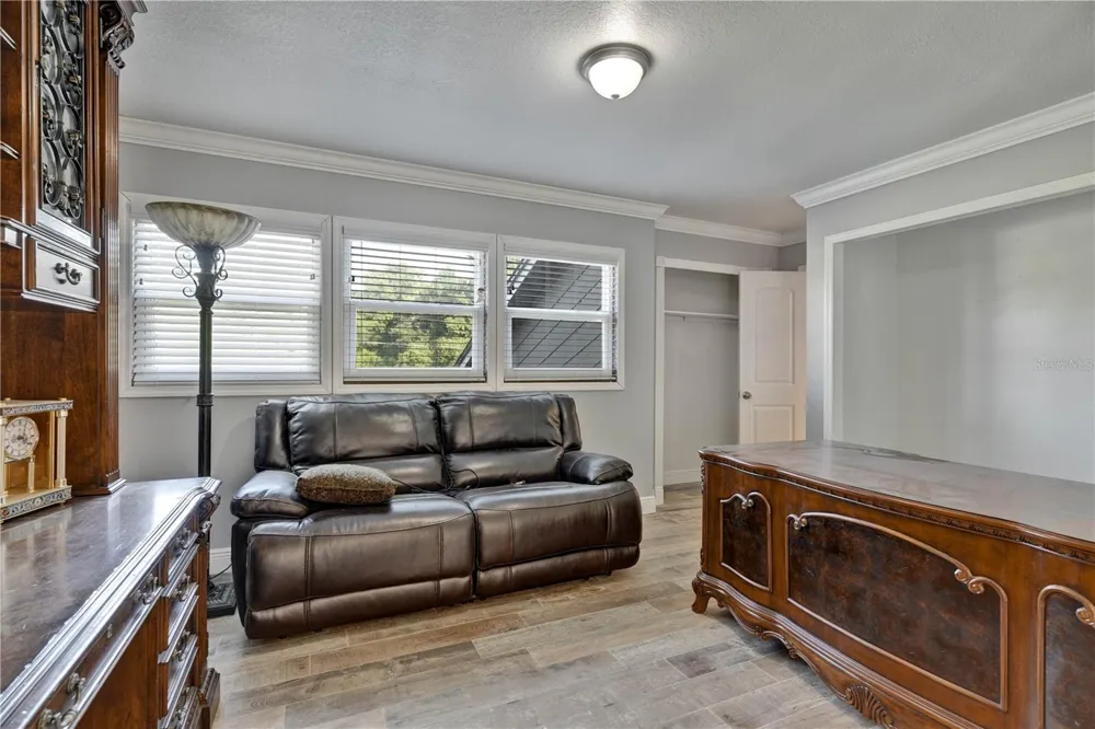 1879 KAMLER AVENUE Orlando, FL 32817