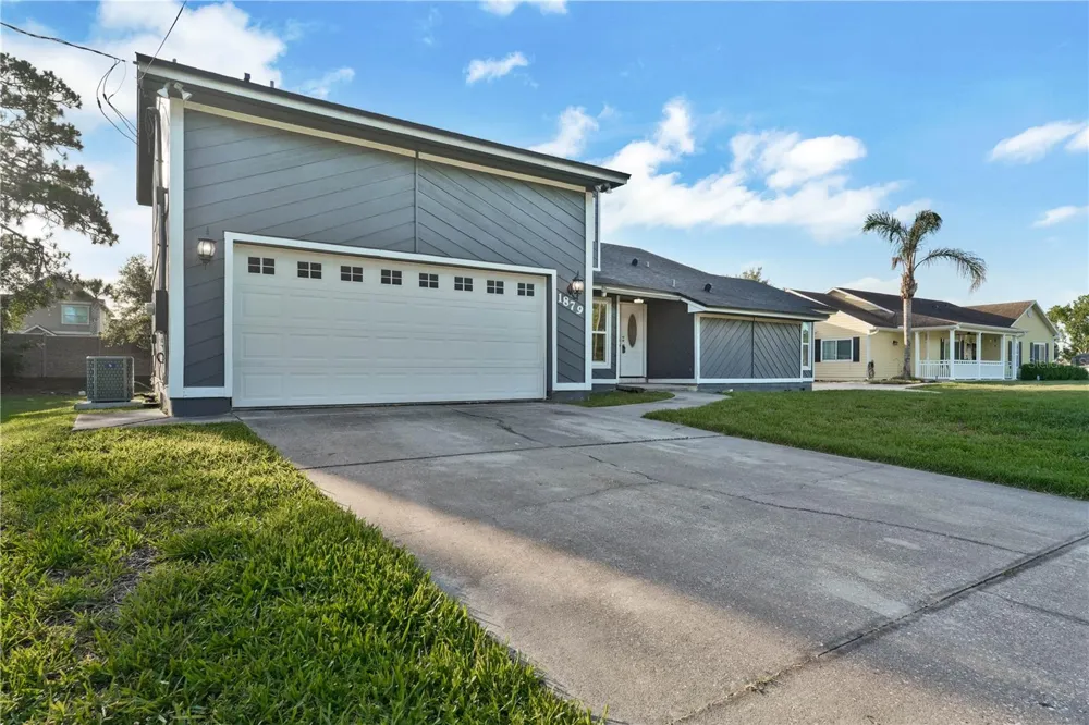 1879 KAMLER AVENUE Orlando, FL 32817