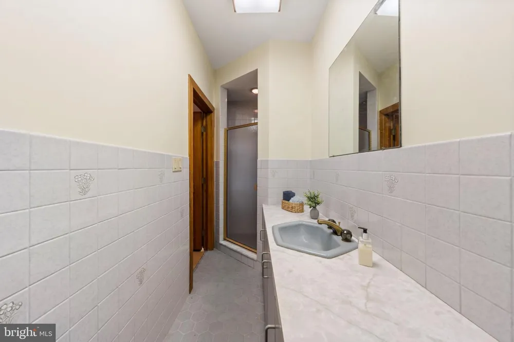 403 WAY ROAD Wilmington, DE 19807