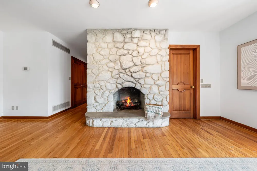 403 WAY ROAD Wilmington, DE 19807