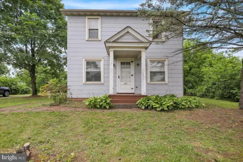 144 E BAUMSTOWN ROAD