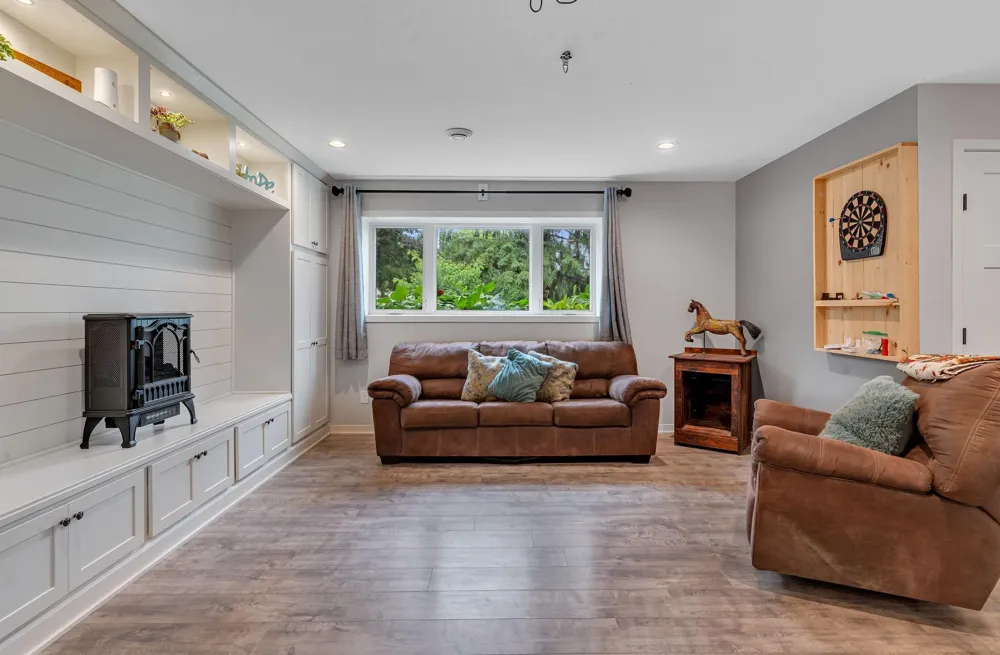 109 Charity Lane Montrose, MN 55363